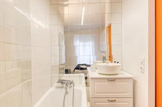 Le Colorado - Stade de France, Aéroport CDG, Metro 13 - 1