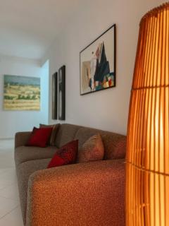 Lorel's Homes 5 City - 1