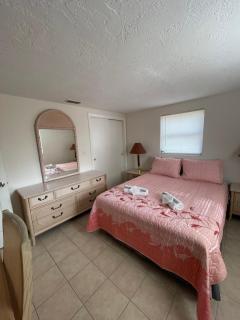 Small Cozy Home - Beverly Hills - 2