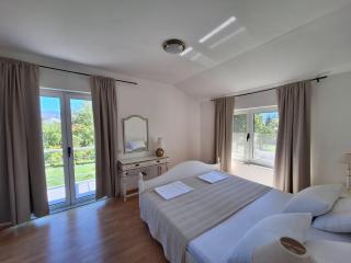 Old Vineyard Estate - Buna - 4