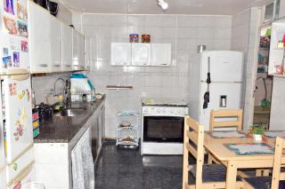 Casa com Quarto Duplo com Banheiro Privativo - 3