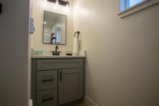 Brand New Pet Friendly Studio Downtown CDA - Coeur d'Alene - 4