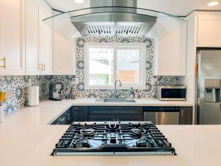 Private Home Near Gas Lamp North Park & Beaches - San Diego - 3