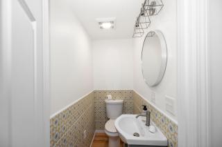 Pine Point Beach House with Deck, Fire Pit & Porch - Scarborough - 7