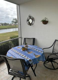 FLA Retreat-golf course condo-2 pools - 4