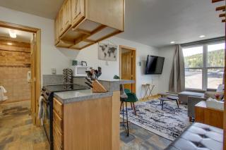 Modern Mountain-View Condo at Big Sky Resort! - Big Sky - 9