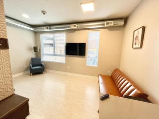 Urban Oasis Downtown Condo with Skywalk Access 6 - 0