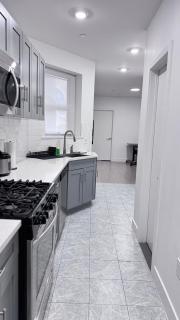 Beautiful Bedroom with Attached Bathroom, 15 minutes from NYC - West New York - 3