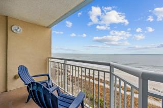 Oceanfront 1BR at Holiday Sands, Stunning Views! - Myrtle Beach - 9