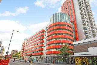 Auracasa 2 bed O2 Canning suite - Londra - 1