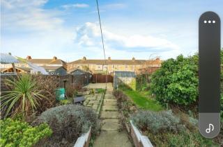 Fully furnished entire house with free parking - Grimsby - 2