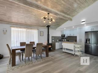 Sunset Escape - Summerland Point - 4