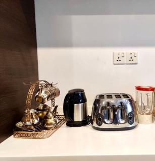 Luxury Villa - 1 Kanal Furnished 5 bedrooms , DHA Phase 6 - Lahore - 1