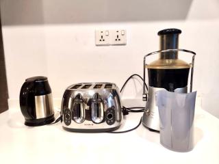 Luxury Villa - 1 Kanal Furnished 5 bedrooms , DHA Phase 6 - 2