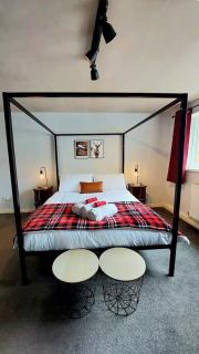 HotTub,Sauna,Massage,BBQ,Firepit,Games,Beach! - Sunderland - 1