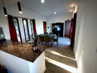 Funes Inn - Funes - 4