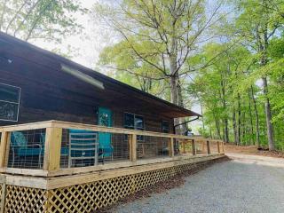 Cove Creek Cabin & Preserve - Rutherfordton - 1