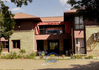 Cysha Paradise - Ol Pejeta Conservancy - 7
