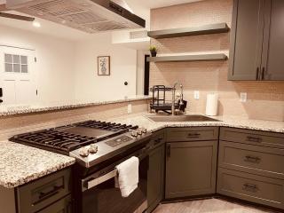 Cozy 2-BR Retreat in Kingman, AZ - Kingman - 9