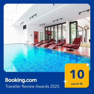 Stunning Da Nang Beach Villa - 9