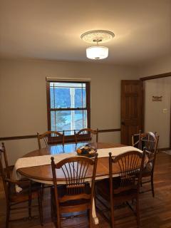 Bluegrass Resort - Nature rich escape, Between the Creation & ARK, Fully equipped kitchen, Pet friendly, Fire pit - 3