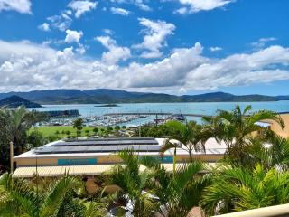 Airlie Apartments - 7