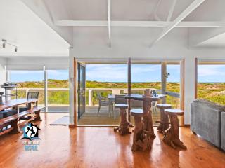 Dunes Stunning Sea Views at Wolfgangs Shack - Middleton - 2
