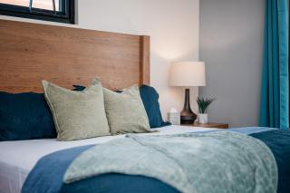 Vitalia Fantastic 1BR Studio Downtown with Sauna - 1