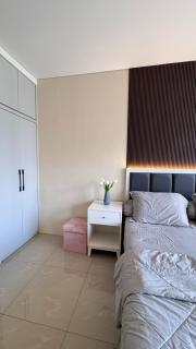 Nagoya Thamrin Apartment High Floor with View - Nagoya - 8