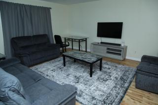 Spacious 3 Bedroom, 15 Min to EWR Airport and Parks - 9