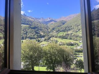 Maison spacieuse avec parking et balcon à Cauterets - FR-1-812-21 - 1