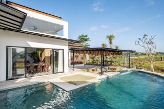 Villa Cakra - 4 bedroom Luxury Villa with Infinity Pool and Paddy Field View Ubud - Ubud - 8