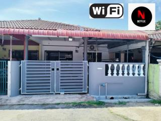 Harraz Homestay Gebeng - Kampung Saberang Balok - 9