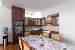 Family Only Villa Swim with Stunning City Views - De Reiz Padmanaba Syariah 4BR - Bandung - 4