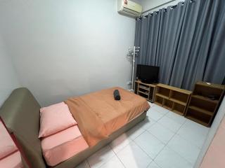 Destiny Guesthouse Kuching Near Airport 4pm checkout - Kuching - 5