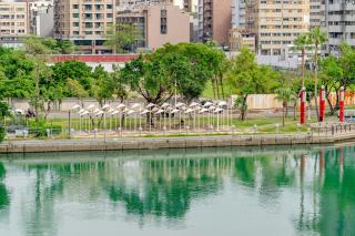 CHECK inn Express Kaohsiung Love River - 2