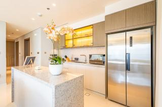 Lux Designer 2BR - Grand Bleu - Waterfront Living - Dubai - 7