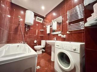 Two bedroom 95 sqm apartment near Holiday Inn - 2