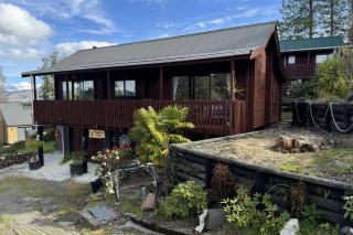 83b Conical Hill Rd - Access via Alpine Avenue - 9