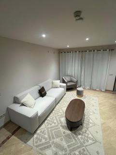 Suite F, Incosol, Rio Real, Marbella - Marbella - 4