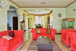 Azuri residence homestay - 8