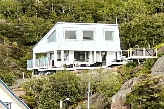 Magical premium home in the best location - 4