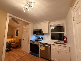 Cozy & New Private Apartment - Sharon - 1
