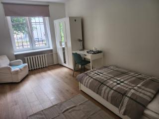Private Room Steps from Old Town - Tallinn - 7