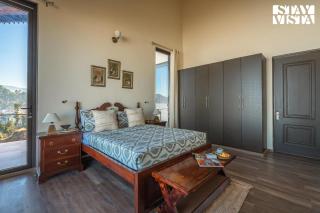 StayVista at Amulyam villa with Lawn & Bonfire - Mukteswar - 1