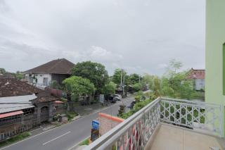 RedDoorz near Ubud Village - Sukawati - 2