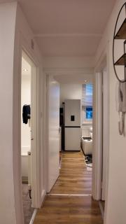 Luxury 4 Bedroom with Patio - 10 min from Westfield HR3 - London - 3