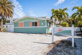 Sunset Villas - Holmes Beach - 7