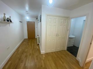 2 BED LARGE APT IN GAYVILLAGE CITY CENTRE MANCHESTEr - Manchester - 3