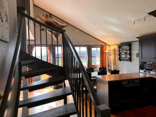 Cozy Top-Floor Apartment with Fireplace and Sauna - Beitostøl - 5